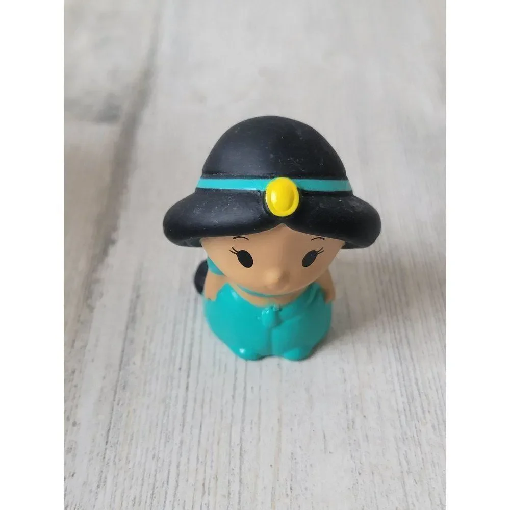 Mini finger puppet Jasmine Aladdin Disney Pixar princess toy figure